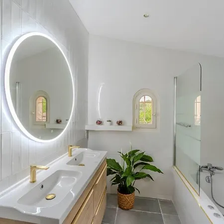 Villa La Provence : Piscine, Tennis, Cinema &